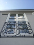 rozenhekje, smeedijzer, ontwerp Agnes Bomers, 2011
