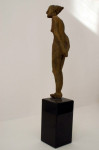 'turend', brons, Agnes Bomers